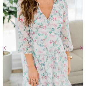 BRAND NEW Pink Lily Boutique white floral dress